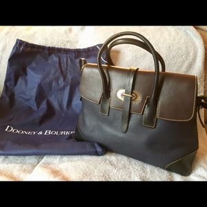 Dooney and Bourke Elisa satchel in Navy